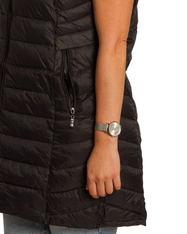 Μαύρο γιλέκο με κουκούλα και τσέπες σε μεγάλα μεγέθη