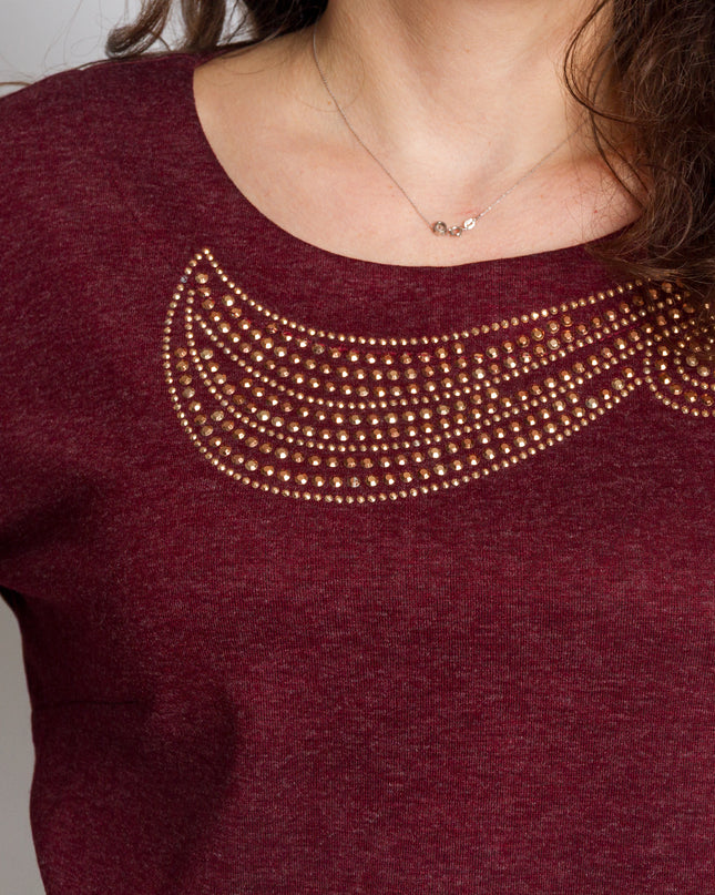 Γυναικείο φόρεμα μπορντό με διακοσμητικές πέτρες