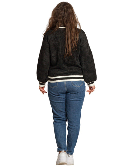 Μαύρη γυναικεία ζακέτα με λευκά τελειώματα σε μεγάλα μεγέθη