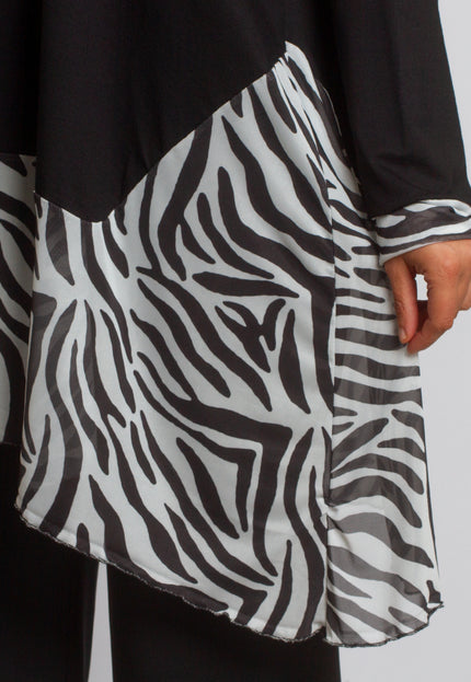 Τουνίκ με zebra λεπτομέρειες σε μεγάλα μεγέθη