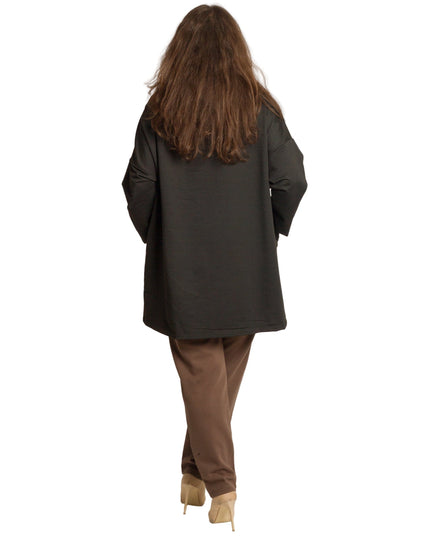 Μαύρο γυναικείο μπουφάν με κουκούλα και μεγάλες τσέπες