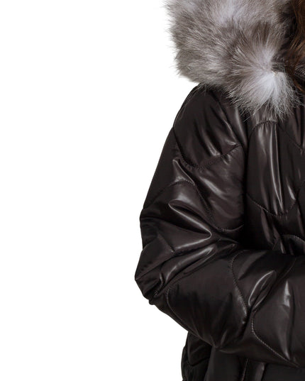 Χειμερινό μπουφάν με κουκούλα και κλος γραμμή