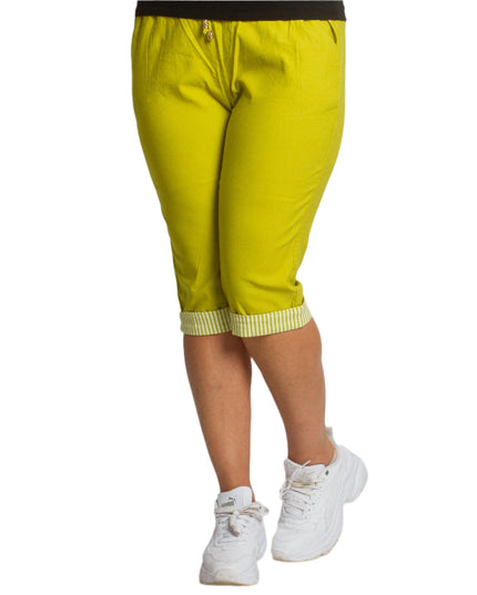 Κάπρι παντελόνι σε κίτρινο χρώμα με τσέπες