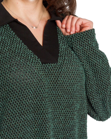 Κομψή πράσινη τουνίκ με μαύρο γιακά