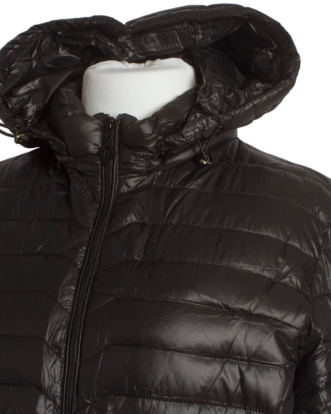 Γυναικείο μαύρο μπουφάν με κουκούλα και μεγέθη plus