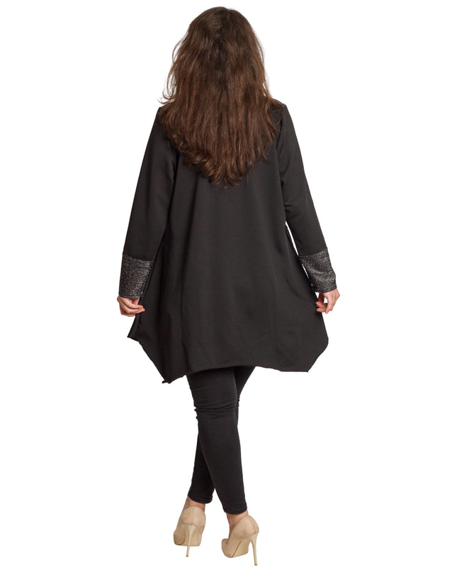 Κομψή γκρι τουνίκ με λάμψη και δερμάτινες λεπτομέρειες