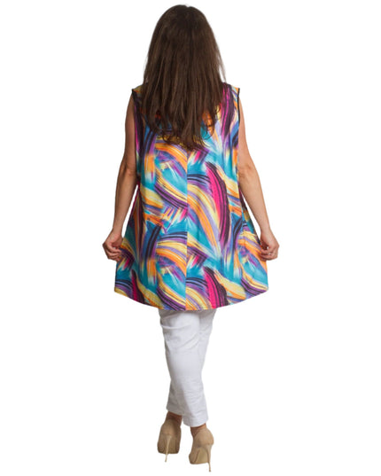 Τοπ με καλλιτεχνικές πολύχρωμες πινελιές - Plus Size