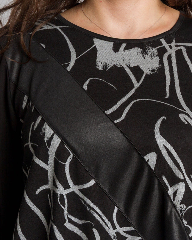 Μαύρη τουνίκ με καλλιτεχνικό σχέδιο για μεγάλα μεγέθη
