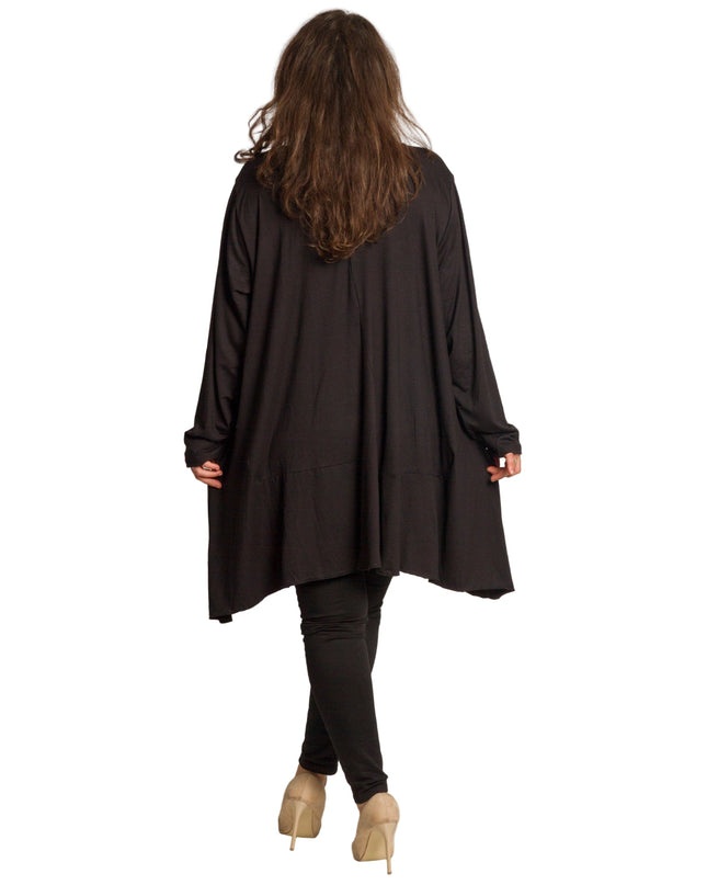 Μαύρη τουνίκ με κέντημα «Κυρία» σε άνετη γραμμή