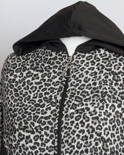 Μαύρο γυναικείο μπουφάν με animal print και κουκούλα