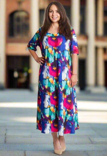 Πολύχρωμο μακρύ φόρεμα με στρογγυλή λαιμόκοψη