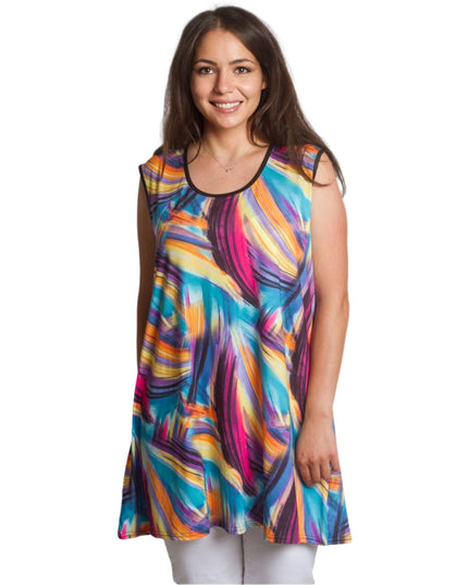 Τοπ με καλλιτεχνικές πολύχρωμες πινελιές - Plus Size