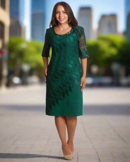 Επίσημο φόρεμα με δαντελένιο μανίκι και φλοράλ υφή