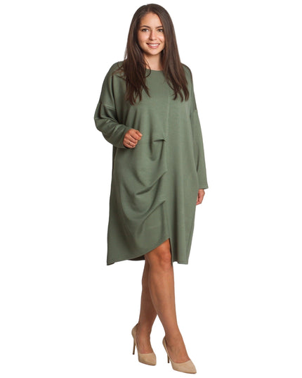 Χαλαρό πράσινο φόρεμα με τσέπες και ασύμμετρες πιέτες