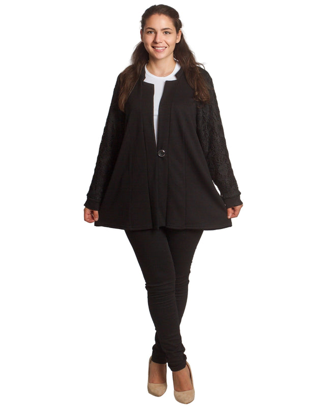 Κομψό μαύρο σακάκι με δαντελένα μανίκια