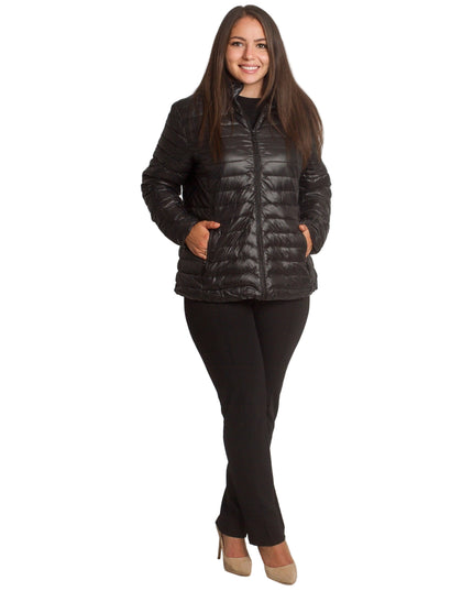 Γυναικείο μαύρο μπουφάν με κουκούλα και μεγέθη plus