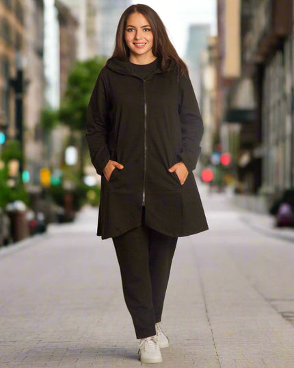 Μαύρη γυναικεία ζακέτα σε μεγάλα μεγέθη με κουκούλα