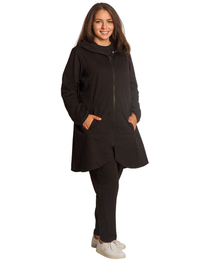 Μαύρη γυναικεία ζακέτα σε μεγάλα μεγέθη με κουκούλα