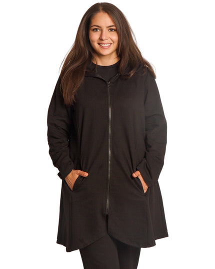 Μαύρη γυναικεία ζακέτα σε μεγάλα μεγέθη με κουκούλα