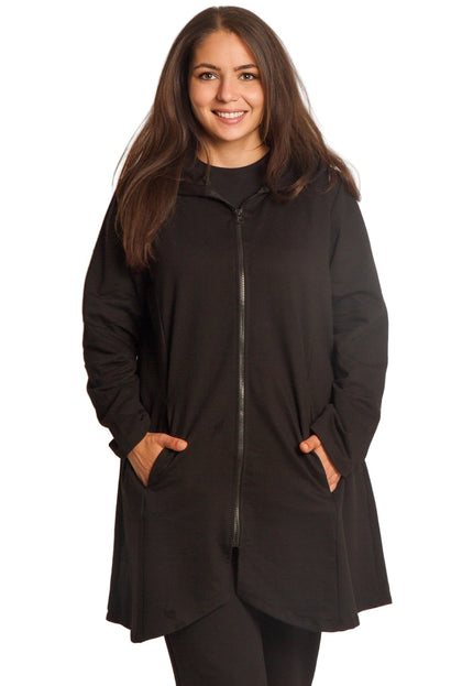 Μαύρη γυναικεία ζακέτα σε μεγάλα μεγέθη με κουκούλα