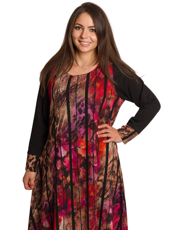 Κομψό φόρεμα με αφηρημένο πολύχρωμο σχέδιο