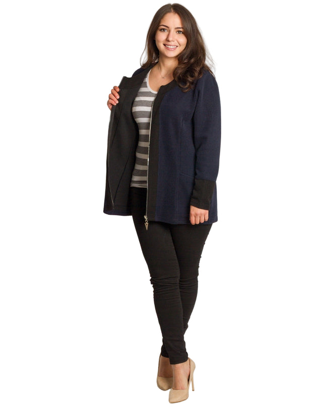 Γυναικεία ζακέτα σε μεγάλα μεγέθη σε σκούρο μπλε