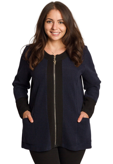 Γυναικεία ζακέτα σε μεγάλα μεγέθη σε σκούρο μπλε