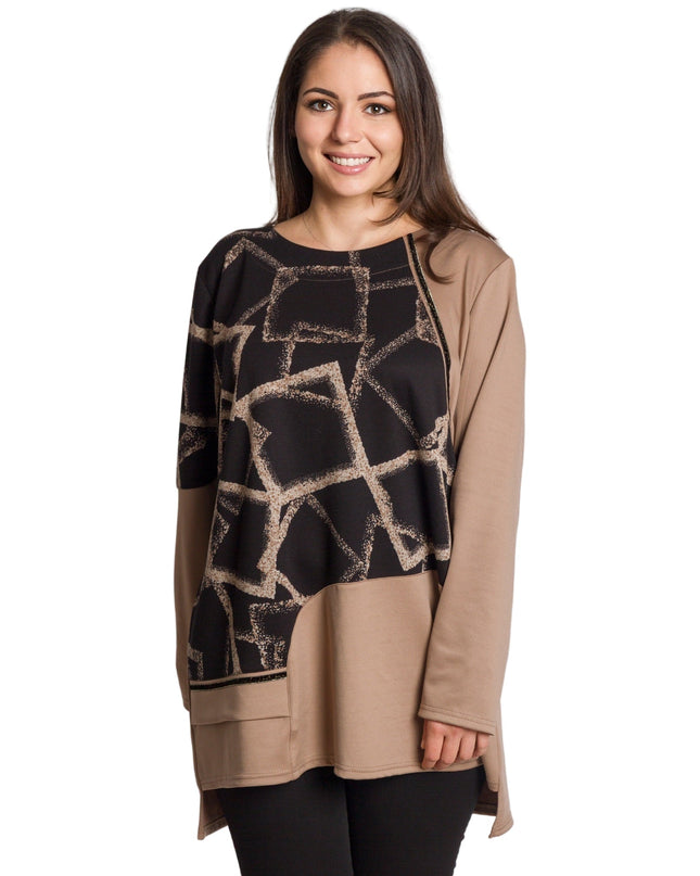 Μπέζ κομψή τουνίκ με γεωμετρικό μοτίβο σε μεγάλα μεγέθη