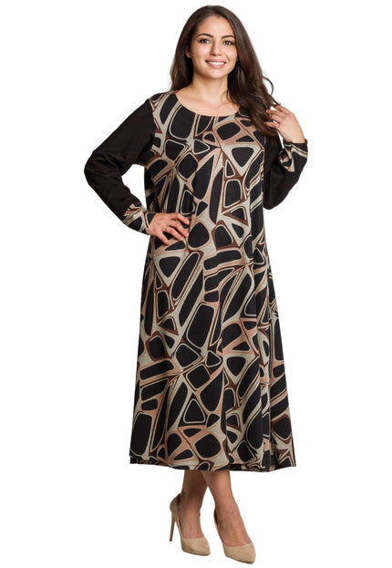 Κομψό μακρύ φόρεμα σε μεγάλα μεγέθη