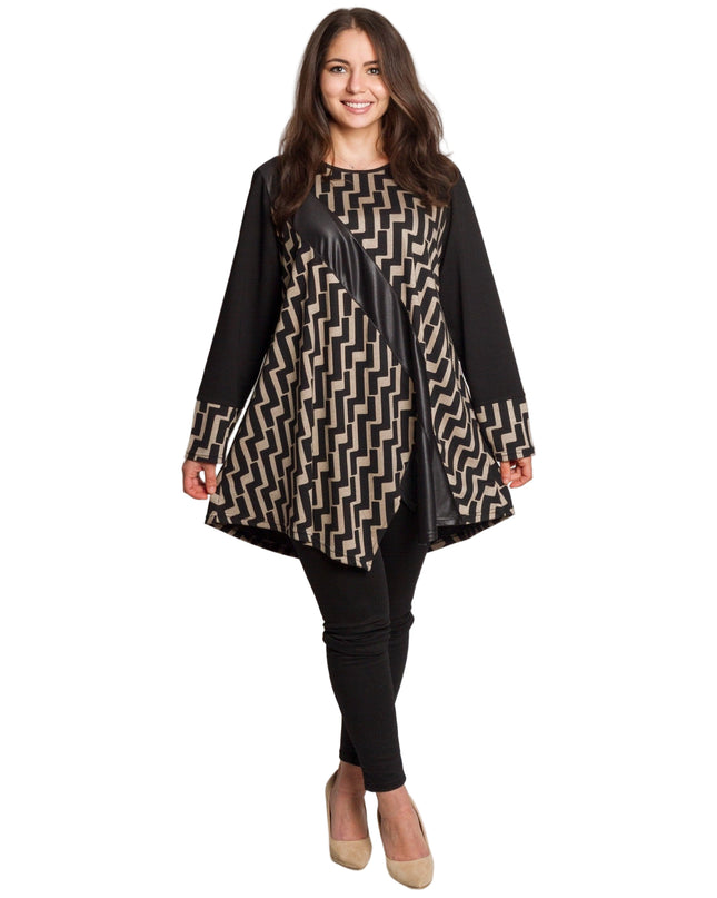 Μαύρη τουνίκ με γεωμετρικό σχέδιο και δερμάτινη λωρίδα