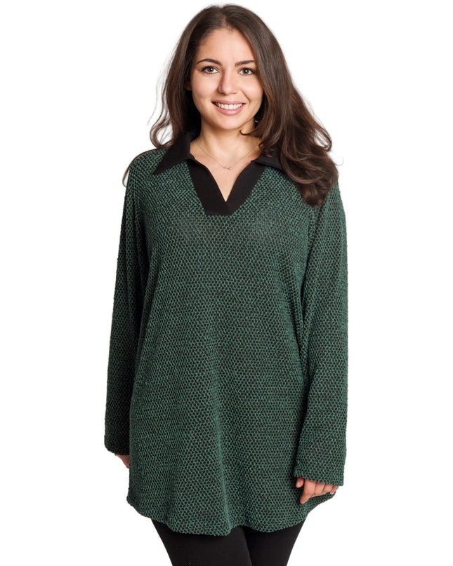 Κομψή πράσινη τουνίκ με μαύρο γιακά