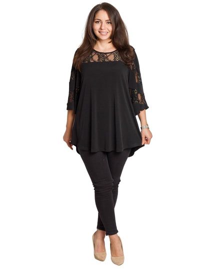 Μαύρη τουνίκ με δαντέλα & άνετη γραμμή σε μεγάλα μεγέθη