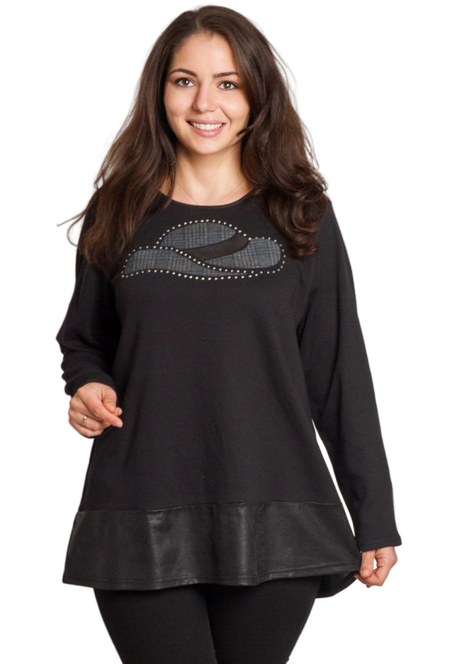 Μαύρη τουνίκα με διακόσμηση και δερμάτινη λεπτομέρεια