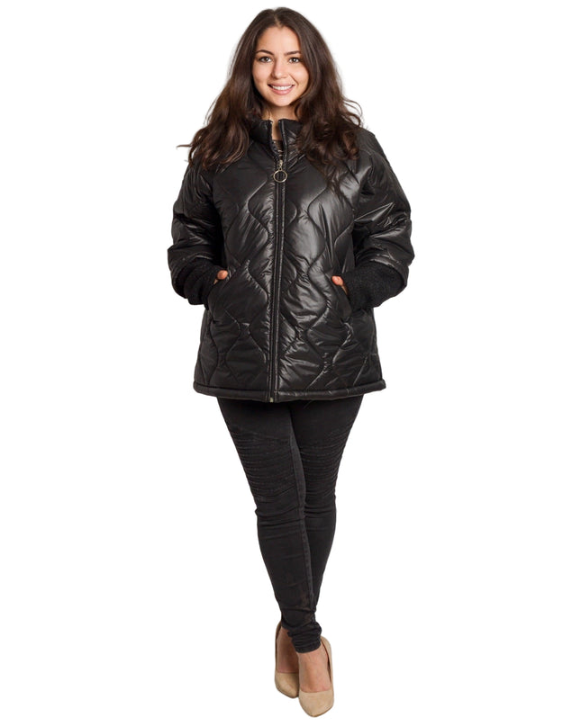 Μαύρο γυναικείο μπουφάν με ίσια γραμμή και φερμουάρ