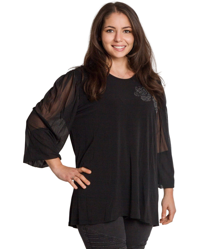 Μαύρη τουνίκ με τούλινη μανίκια και λαμπερή λεπτομέρεια