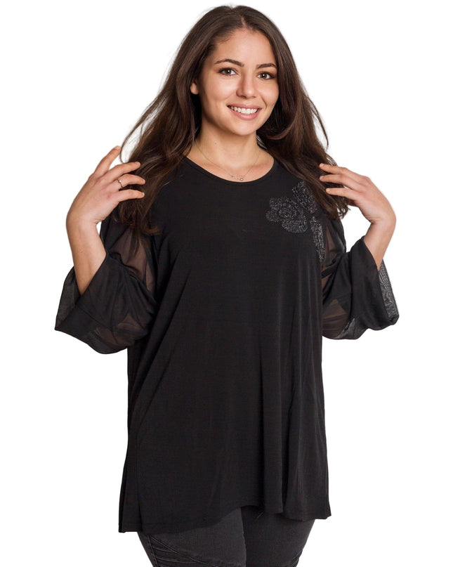 Μαύρη τουνίκ με τούλινη μανίκια και λαμπερή λεπτομέρεια