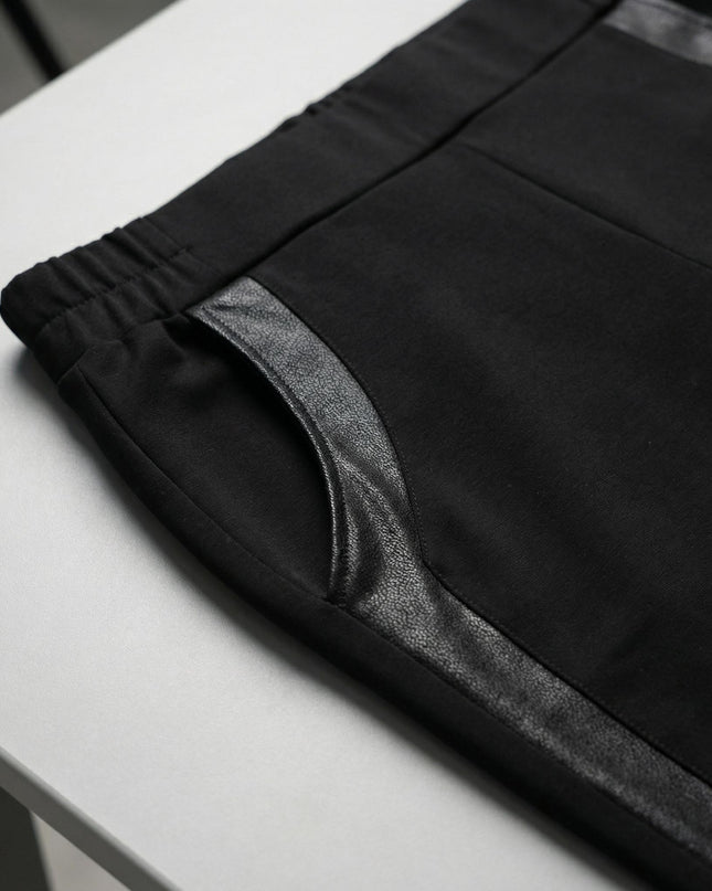 Επίσημο μαύρο παντελόνι με ρίγα δερματίνη μεγάλα μεγέθη