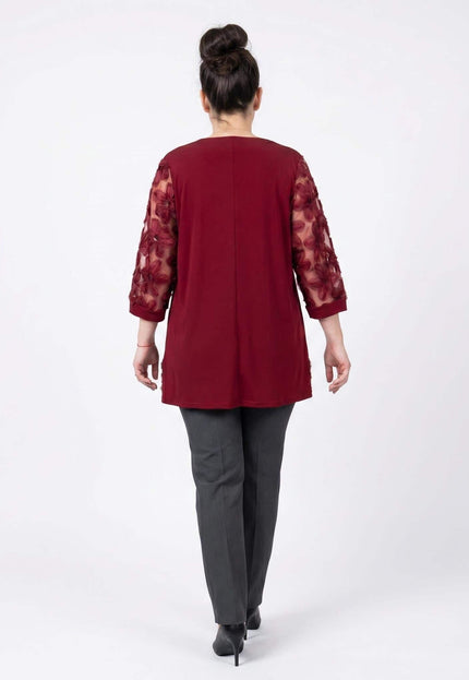 Επίσημη εβαζέ τουνίκ σε μεγάλα μεγέθη μπορντό με φλοράλ τούλι