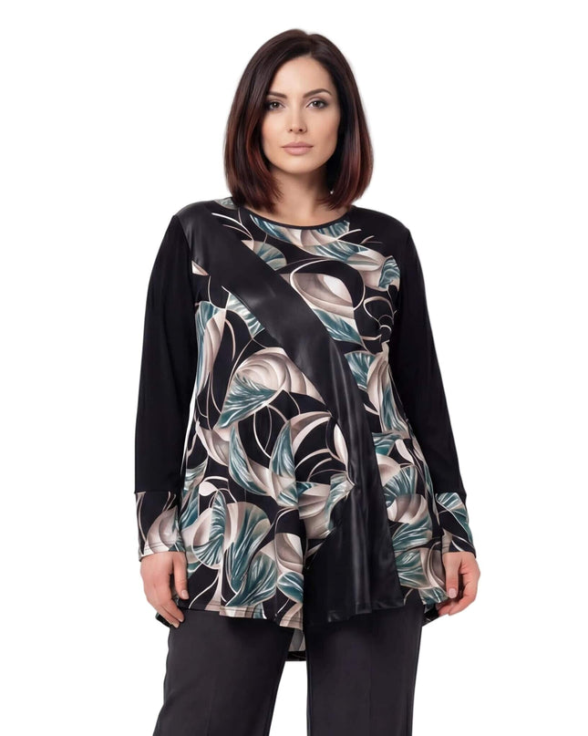 Επίσημη ασύμμετρη τουνίκ μεγάλα μεγέθη με εμπριμέ μοτίβο φύλλων και διαγώνια λεπτομέρεια από οικολογικό δέρμα, φωτογραφημένη σε λευκό φόντο.