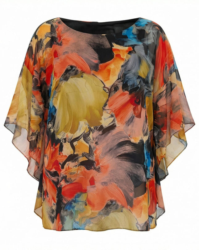Αέρινη τουνίκ σιφόν με πολύχρωμο αφηρημένο σχέδιο και φαρδιά μανίκια, ιδανική για plus size σωματότυπους, σε λευκό φόντο.