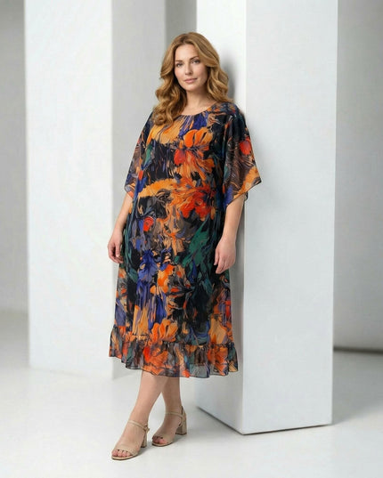 Ολόσωμη λήψη από επίσημο αέρινο εβαζέ φόρεμα σιφόν με χρωματιστό σχέδιο και φαρδιά μανίκια, ιδανική επιλογή για μεγάλα μεγέθη.