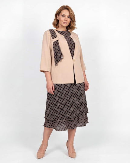 Επίσημο γυναικείο σετ με φόρεμα και σακάκι σε μπεζ