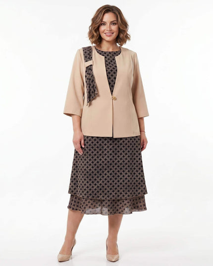 Επίσημο γυναικείο σετ με φόρεμα και σακάκι σε μπεζ