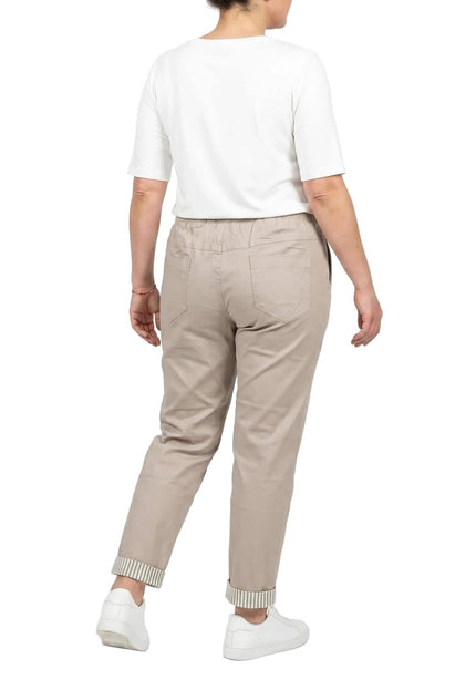 Γυναικείο ελαστικό παντελόνι μεγάλα μεγέθη σε μπεζ χρώμα