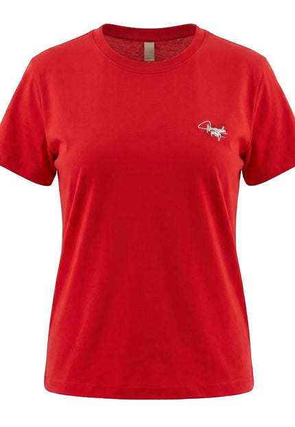 Γυναικείο κόκκινο βαμβακερό t-shirt σε μεγάλα μεγέθη, με στρογγυλή λαιμόκοψη και λευκό κεντητό λογότυπο στο στήθος, σε λευκό φόντο.