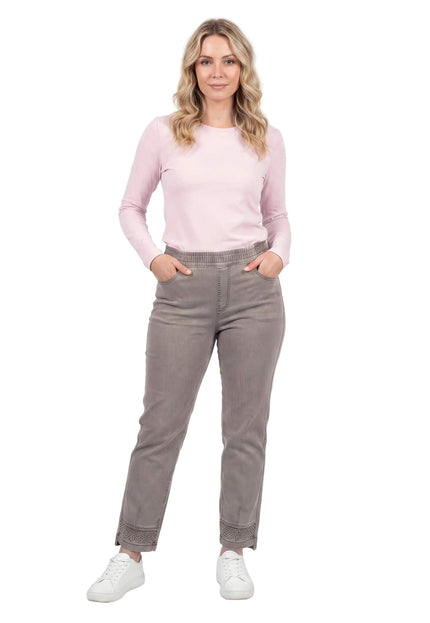 Μπεζ γυναικείο τζιν σε ίσια γραμμή μεγάλα μεγέθη