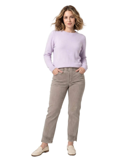 Μπεζ γυναικείο τζιν σε ίσια γραμμή μεγάλα μεγέθη