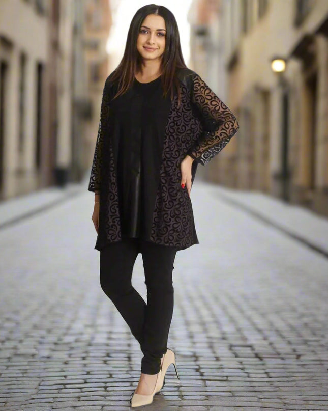 Επίσημη μαύρη Τουνίκ με Τούλι και Δερμάτινα Στοιχεία