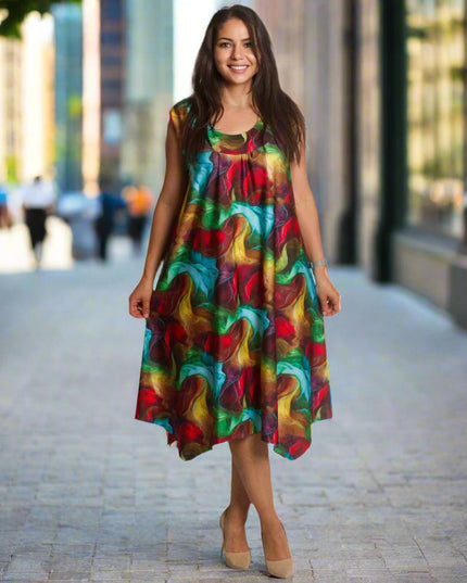 Пъстра рокля с разкроена кройка в големи размери - Maxi Market